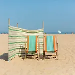 In Near And Promenade 度假居